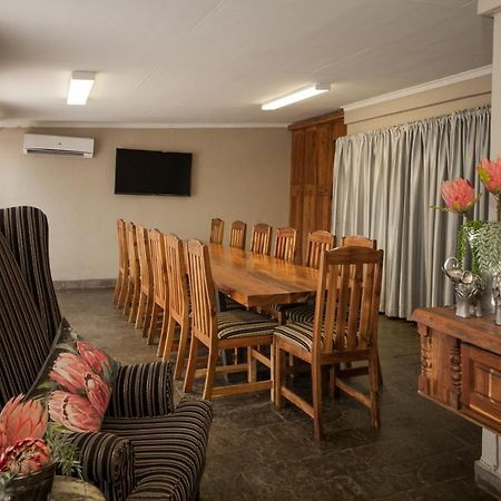 Ivory Tusk Lodge 桑尼 外观 照片